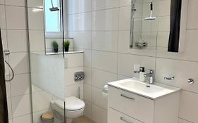 Modernes, renoviertes Apartment nähe dem Zentrum kostenloses Parken